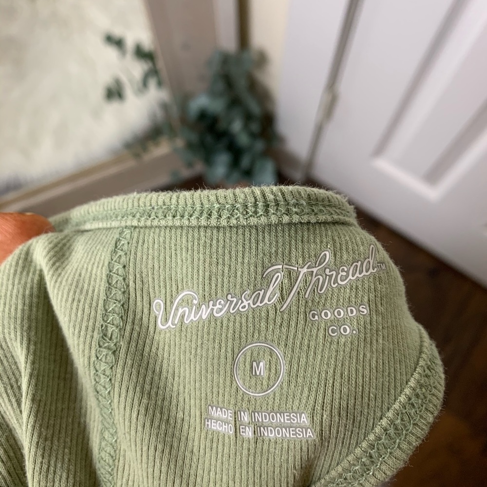 Universal Thread Light Green Racerback Tank M - Picture 2 of 2